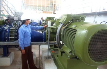 LẮP ĐẶT BƠM ĐIỆN CÔNG NGHIỆP CHO CÁC TRẠM BƠM, GIÀN KHOAN